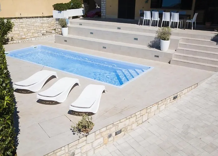 House Marcone - Pool * Rovigno