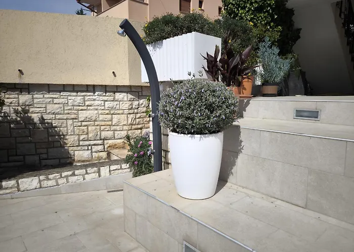 House Marcone - Pool Rovigno